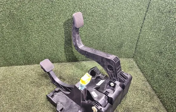Peugeot Boxer Pedal assembly 2582501055 2582501076 2582501056
