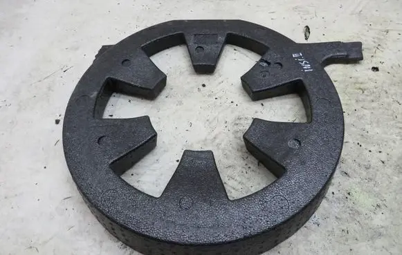 Opel Insignia B Spare wheel section trim KRIS235789