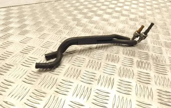 Audi A3 S3 8P Fuel line pipe 1K0130295M