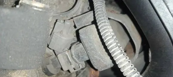 Nissan Note (E11) Fuel main line pipe