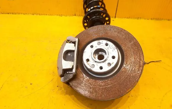 Peugeot 308 Front wheel hub spindle knuckle 9844509380