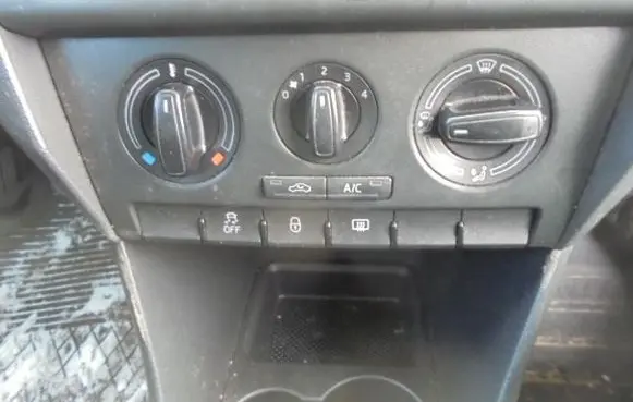 Skoda Rapid (NH) Air conditioning/heating control unit 