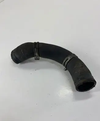 Peugeot 5008 Engine coolant pipe/hose