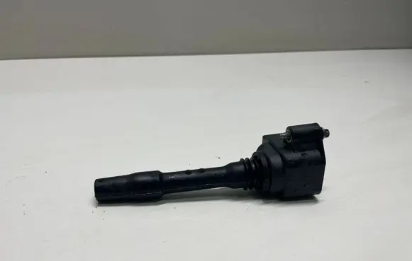 BMW 2 F46 High voltage ignition coil 8643360