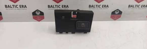 BMW i4 USB socket connector 5A84161 6807232 9672919183