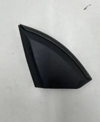 Nissan Leaf II (ZE1) Other front door trim element 802933NL0A