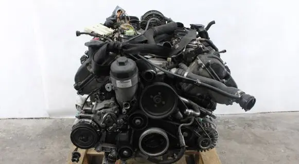 BMW M3 e92 Engine S65B40A 2303727 11002303727