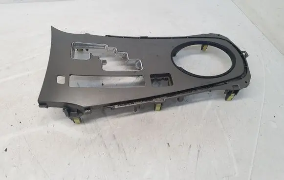 Toyota Avensis T270 Other center console (tunnel) element 5880505090 5880505100