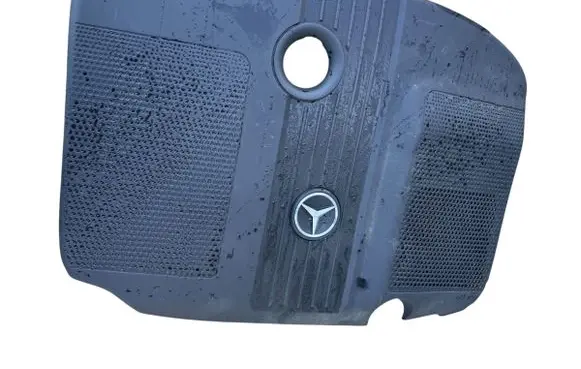Mercedes-Benz C W204 Engine cover (trim) A6510102167 EBP171504 6510102167