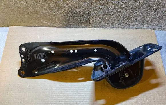 Rear upper control arm/wishbone
