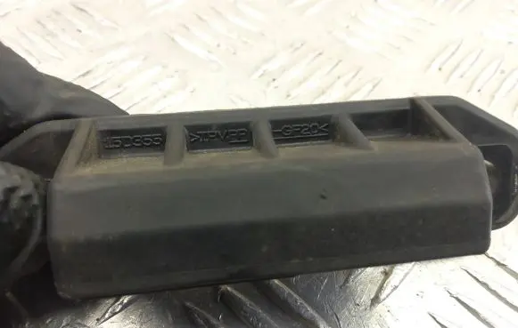 Toyota C-HR I Tailgate opening switch 15D355