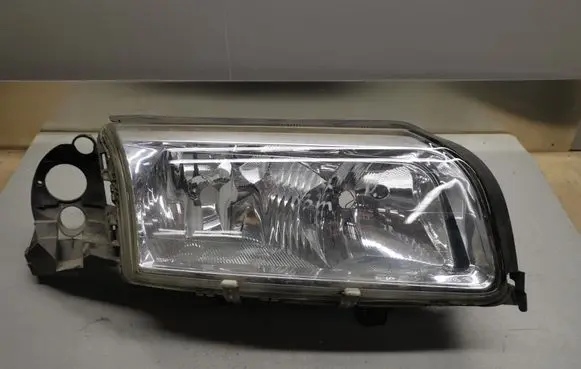 Volvo S80 Headlight/headlamp 30744494