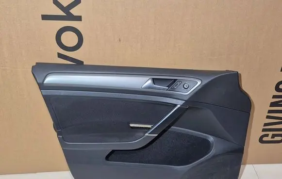 Volkswagen Golf VII Front door card panel trim 5G4867011 5G4868079