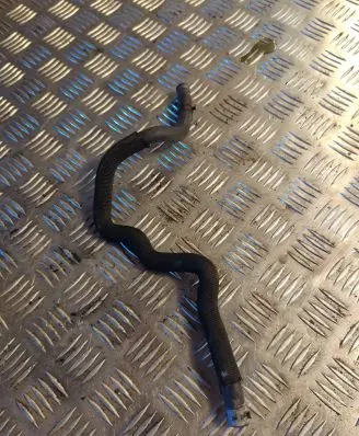 Audi A8 S8 D3 4E Engine coolant pipe/hose 4E0121103J