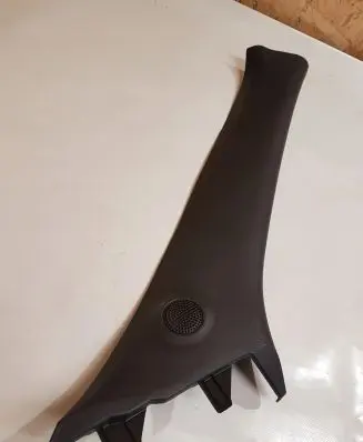 Nissan Juke I F15 (A) pillar trim