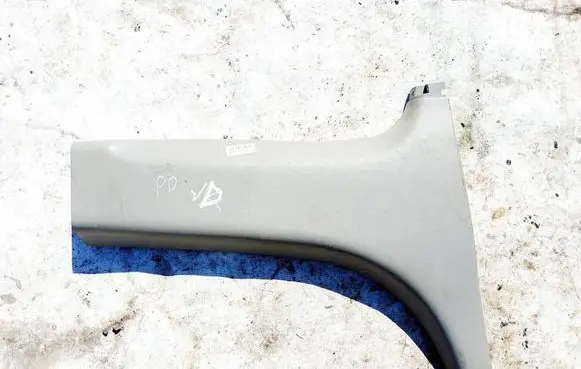 Nissan X-Trail T30 (B) pillar trim (top) 769158h311