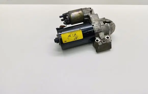BMW 5 F10 F11 Starter motor 8506657 12418506657 850665702