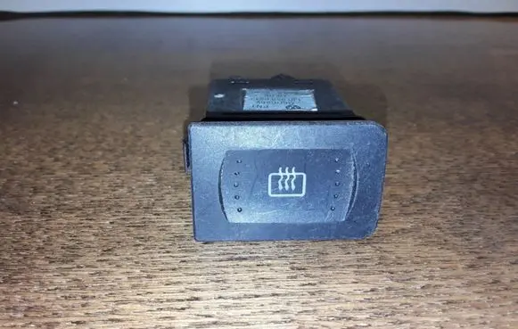 Volkswagen Golf V Windscreen/window heater switch 1J0959621C