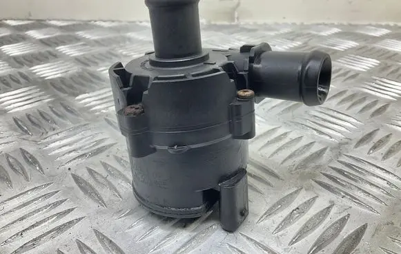 Audi A3 S3 8V Electric auxiliary coolant/water pump 5G0965567