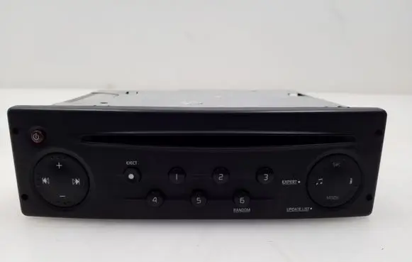 Renault Trafic II (X83) Radio/CD/DVD/GPS head unit 8200633634