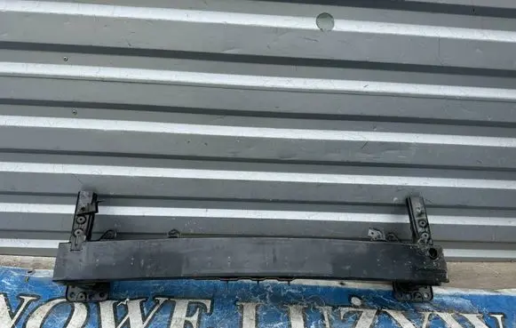 Hyundai i30 Front bumper support beam 64900-G4700