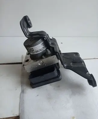 Chrysler Pacifica ABS Pump P68222745AG