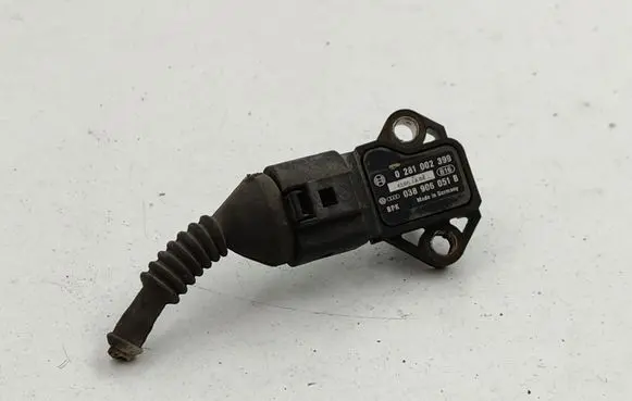 Audi A4 S4 B7 8E 8H Air pressure sensor 0281002399