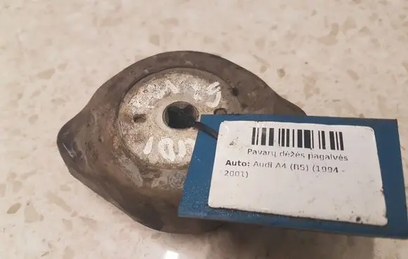 Audi A4 S4 B5 8D Gearbox mount