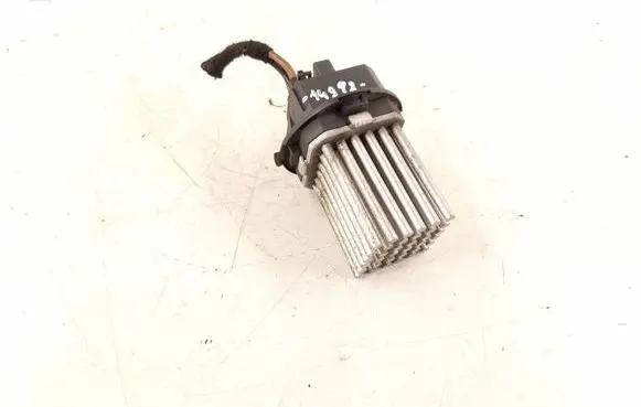 Mercedes-Benz E C207 W207 Heater blower fan relay 2048707710 A2048707710