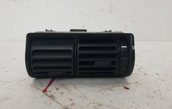 BMW 5 E34 Dash center air vent grill 1375561 1374561 64221375561