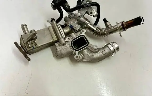 Ford Kuga III EGR valve cooler LX6E90475AB
