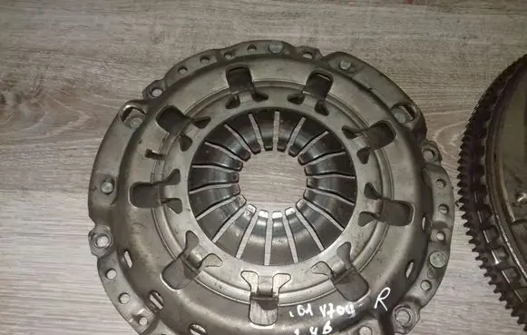 Volvo V70 Clutch set kit 323049810