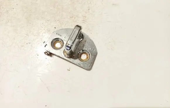 Renault Scenic III - Grand scenic III Front door lock loop/hook striker 
