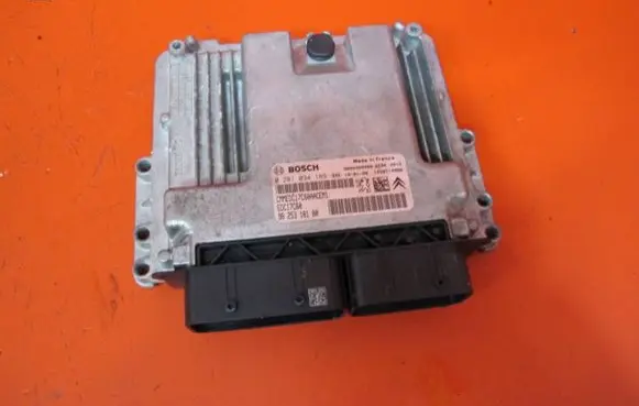Peugeot Expert Engine control unit/module 9825318180 9806460480 0281034189