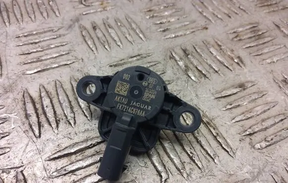 Land Rover Discovery 5 Airbag deployment crash/impact sensor FK7214C676AA