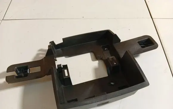 Mitsubishi Grandis Other exterior part 829445