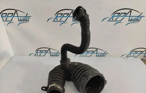 Audi A6 S6 C6 4F Air intake hose/pipe 4F0129615E