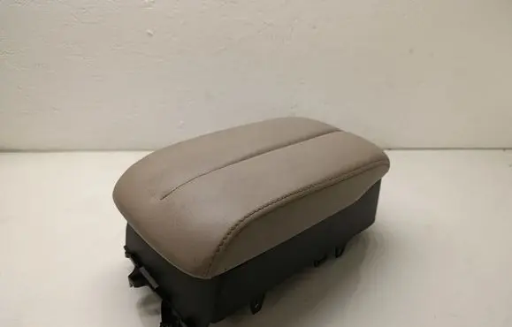 Mazda CX-7 Armrest EH1464431
