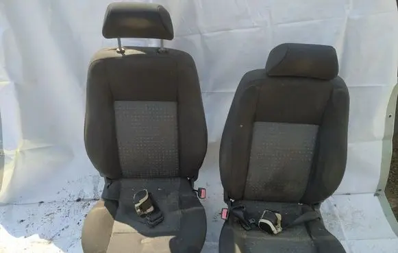 Seat set