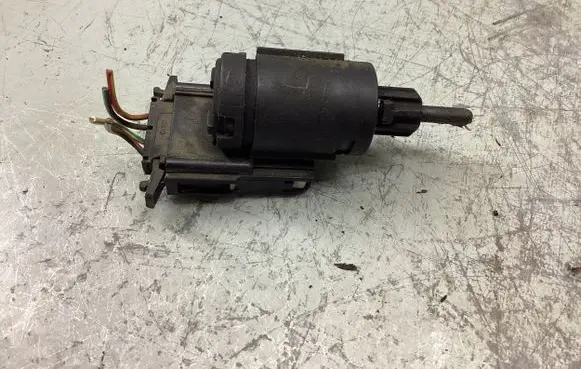 Skoda Octavia Mk2 (1Z) Brake pedal sensor switch 3B0945511C 19322010 15945