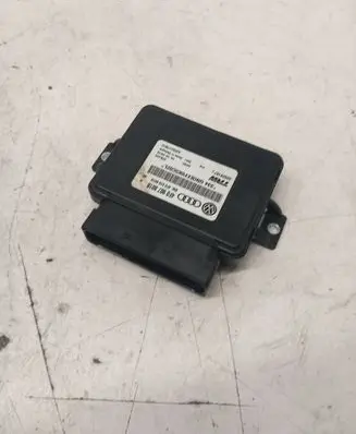 Audi A6 S6 C6 4F Hand brake control module 4F0907801B