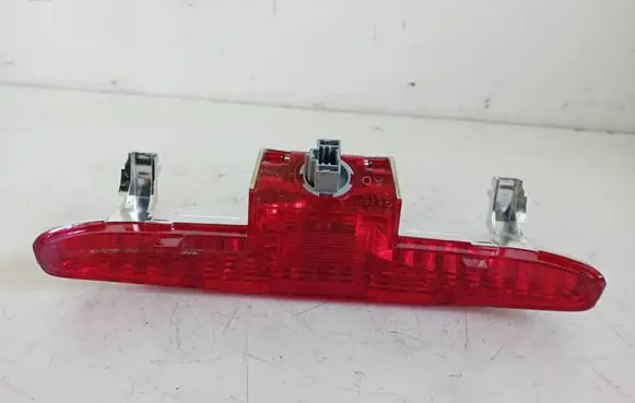 Honda Accord Third/center stoplight 0509243