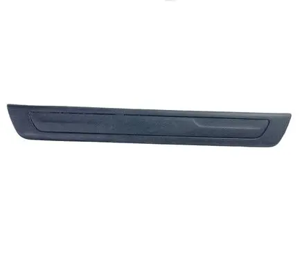 Dodge Durango Front sill trim cover 1GG70DX9AB 1GG70TRMAB 100975020BLR
