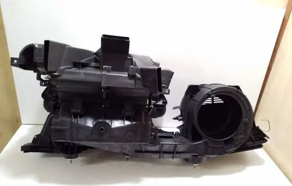 Maserati Ghibli Interior heater climate box assembly housing 670009118
