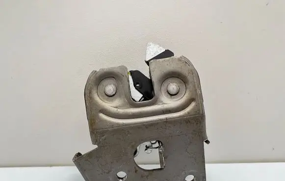 BMW 4 F32 F33 Seat back rest lock catch 7112864