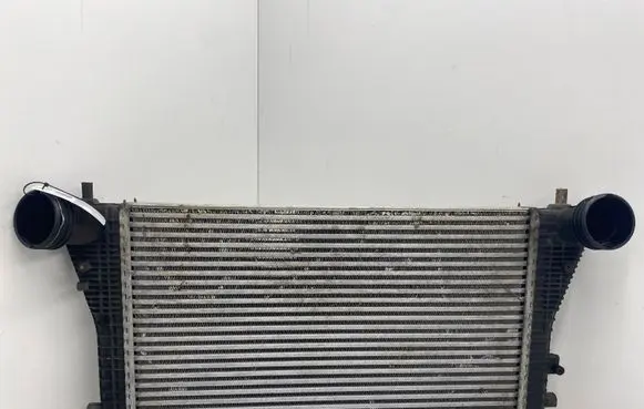 Volkswagen Touran I Intercooler radiator 1K0145803A 1K0145803