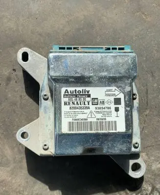 Renault Trafic II (X83) Airbag control unit/module 8200435339A
