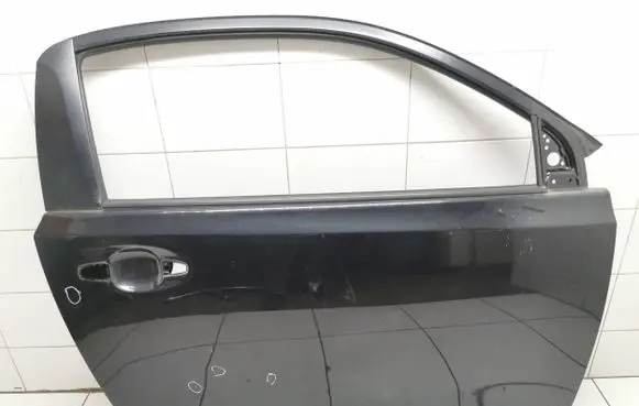 Toyota iQ Door (2 Door Coupe) 