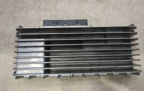 Audi A4 S4 B8 8K Sound amplifier 8T0035223AB 720300400200 8T0035223