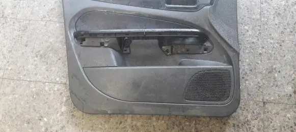 Ford Focus Front door card panel trim 4m51-a23943-c
